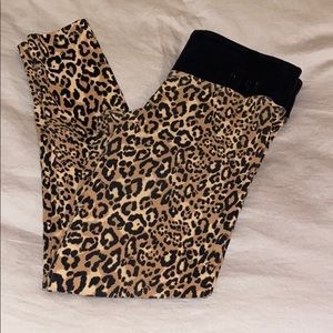 Victoria’s Secret Pink cheetah leggings ❤️